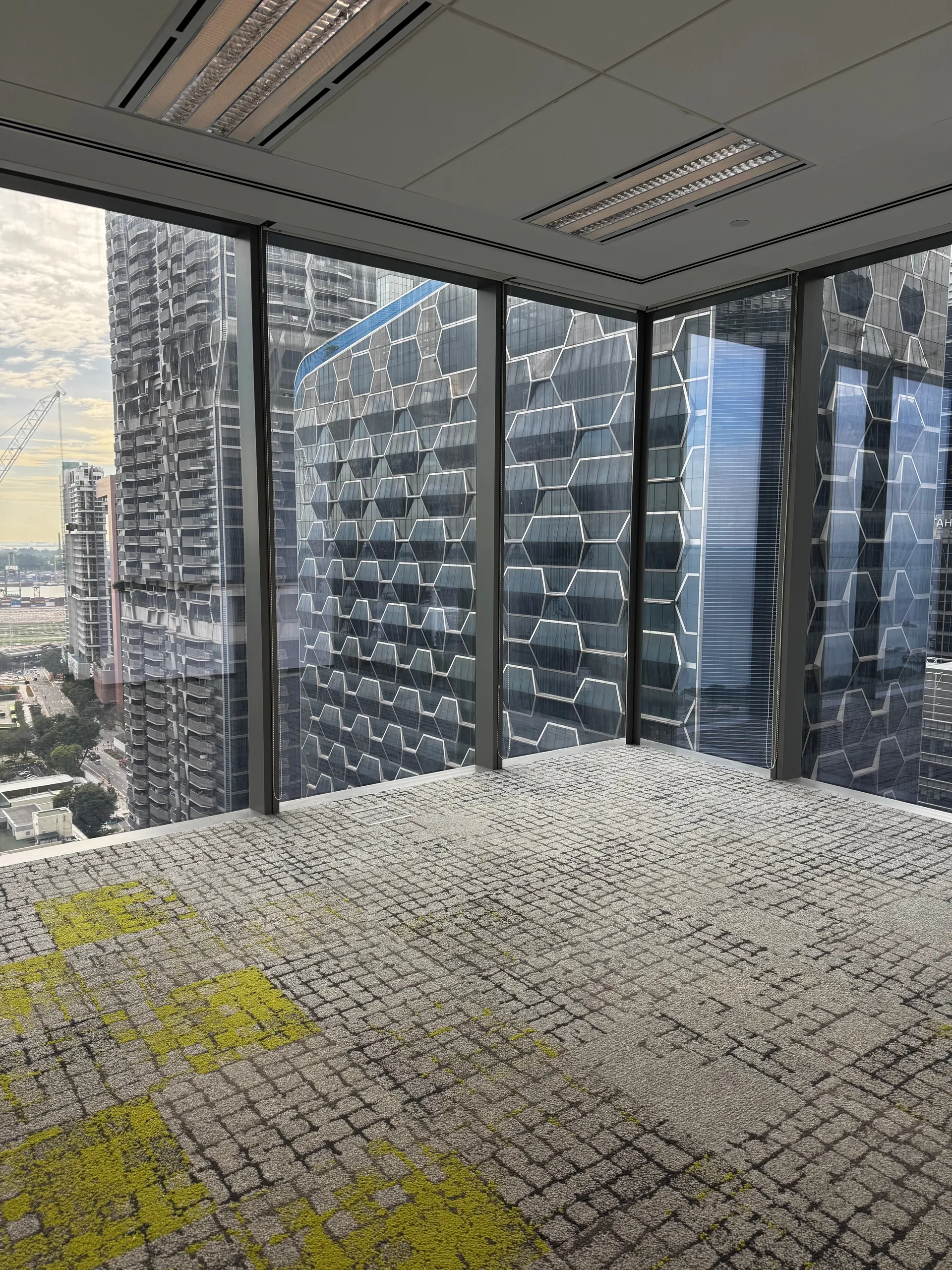 Live R2 interior layout visualization frame asset
