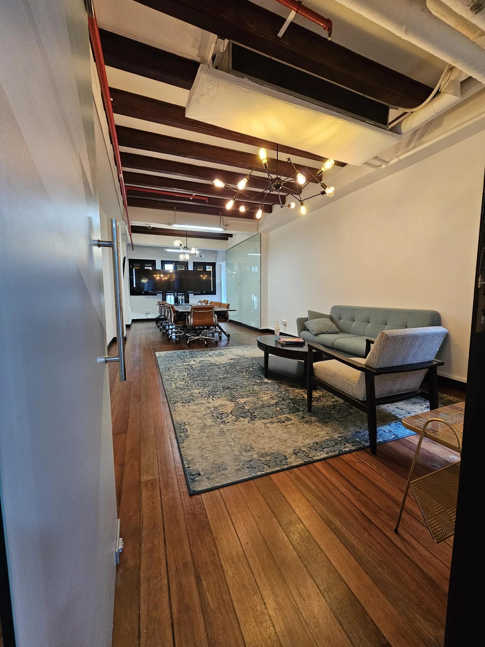 Live R2 interior layout visualization frame asset