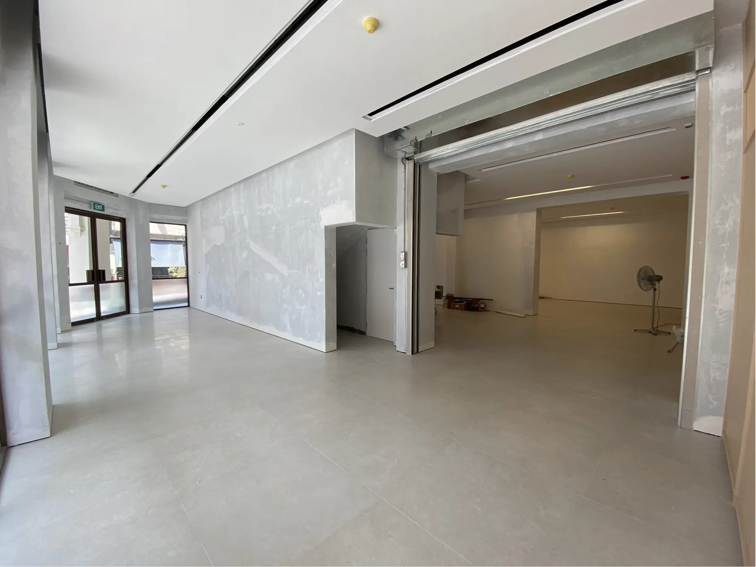 Live R2 interior layout visualization frame asset