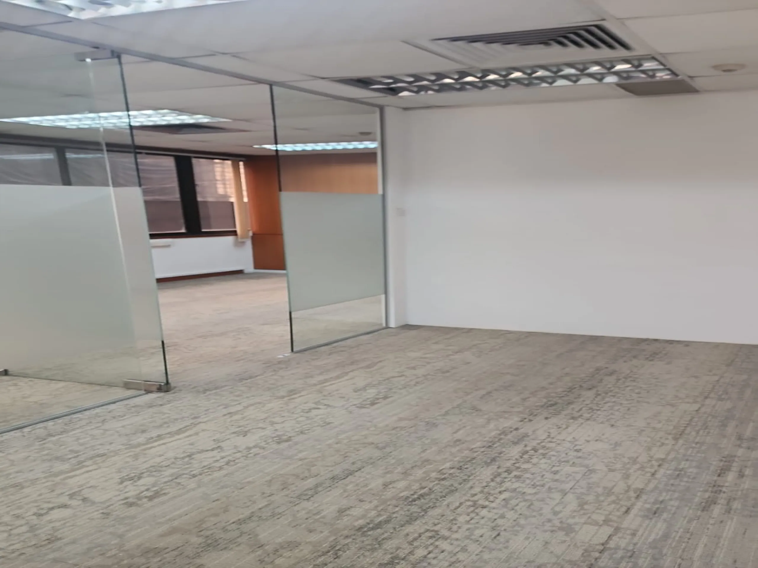 Live R2 interior layout visualization frame asset