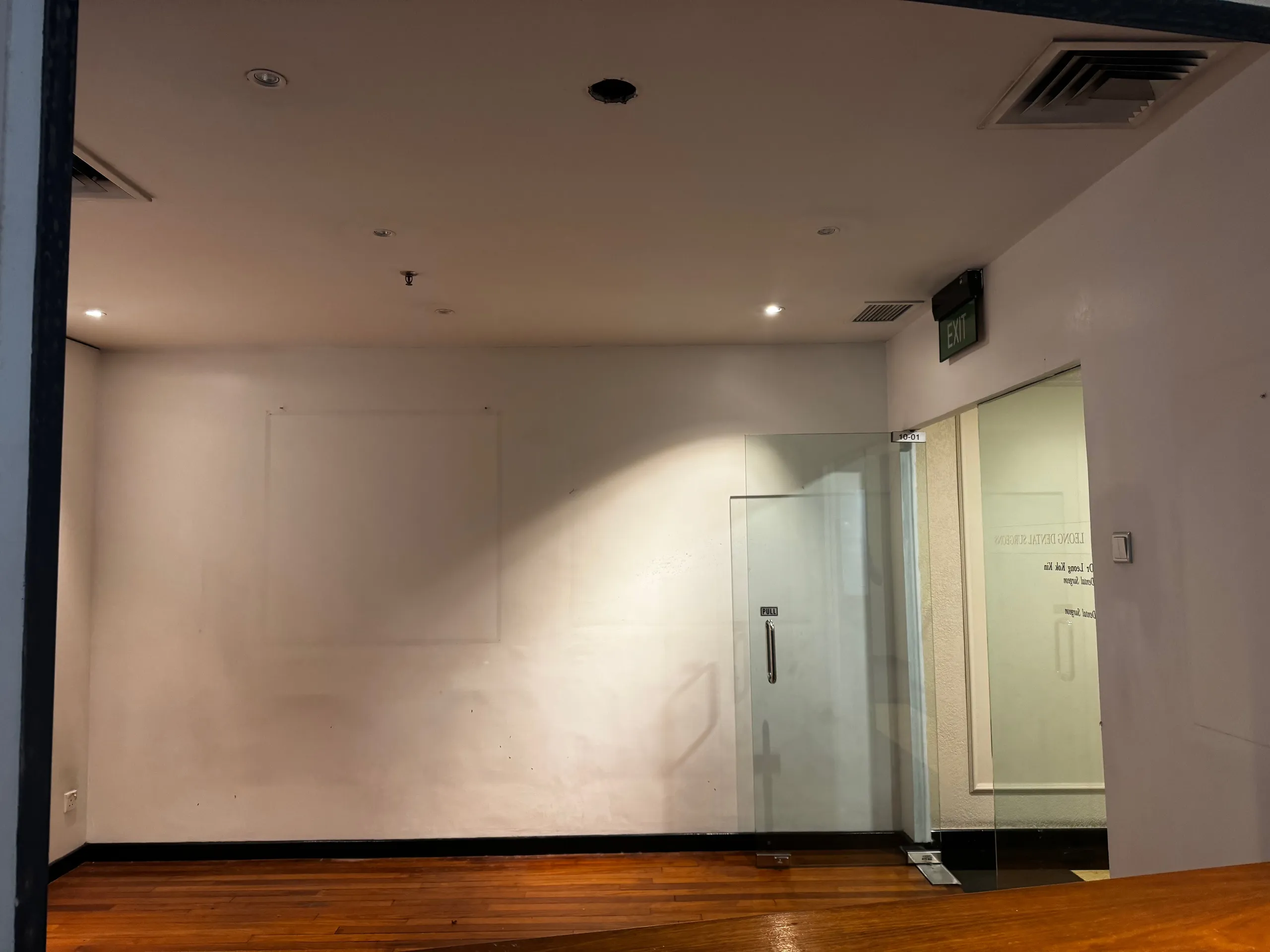 Live R2 interior layout visualization frame asset