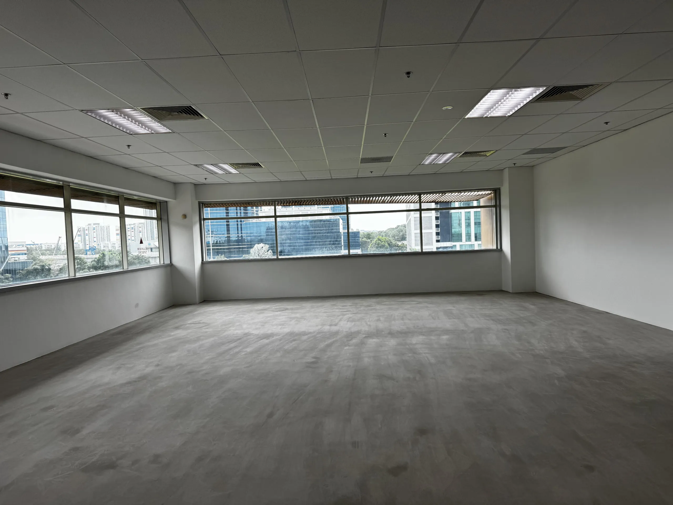 Live R2 interior layout visualization frame asset
